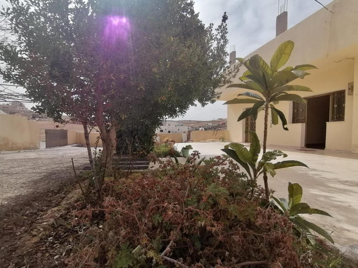 Farmer Stay Hostel Wadi Musa Dış mekan fotoğraf